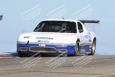 media/Oct-26-2025-CalClub SCCA (Sun) [[8ce1e69566]]/Group 2/Grapevine/